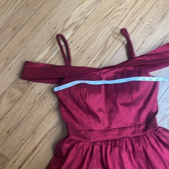 B. Darlin burgundy red high low dress size 5/6 - Picture 6 of 8